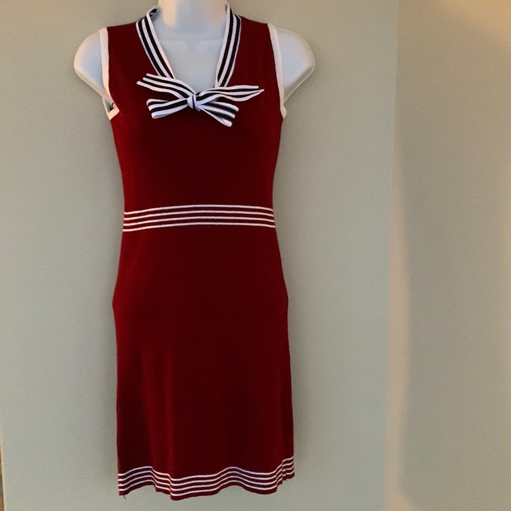 Pretty dress - Picture 1 of 2